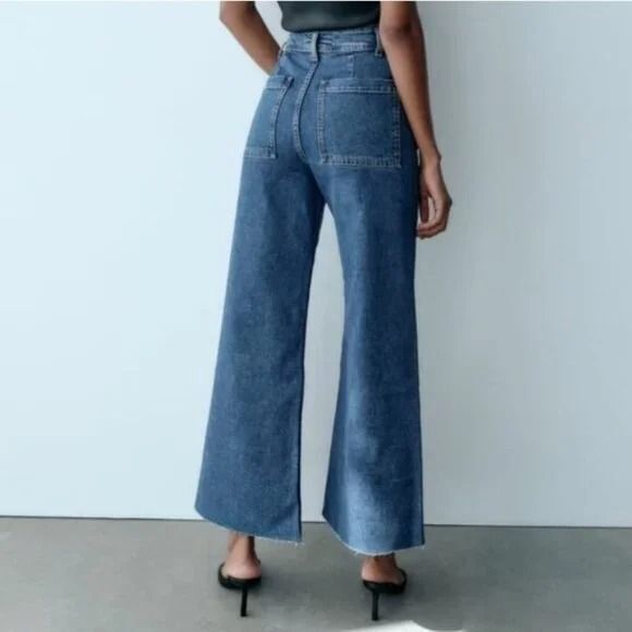 Zara Wide-Leg Flare Jeans in Blue - Picture 2 of 8